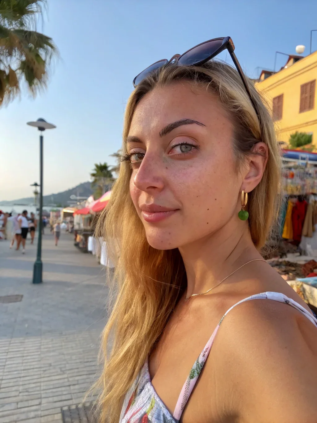 Inès